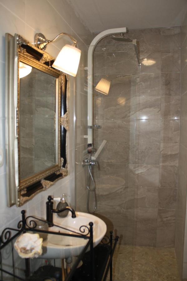 Luve Romanticni Stan Sa Balkonom Apartman